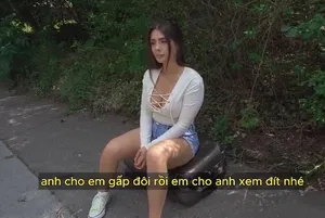 Vớ liền mạch đụ chậm, lồn đẹp nhô ra, thực sự hấp dẫn”