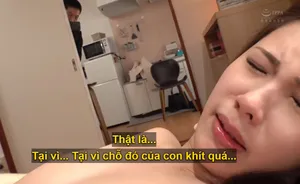 Sục cặc bằng quần lót ướt nhẹp nước lồn của dì